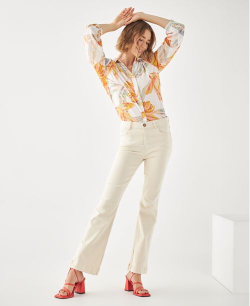 Jean Bot Cut cinco bolsillos para mujer