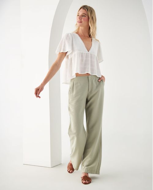 Camisa con escote en V para mujer