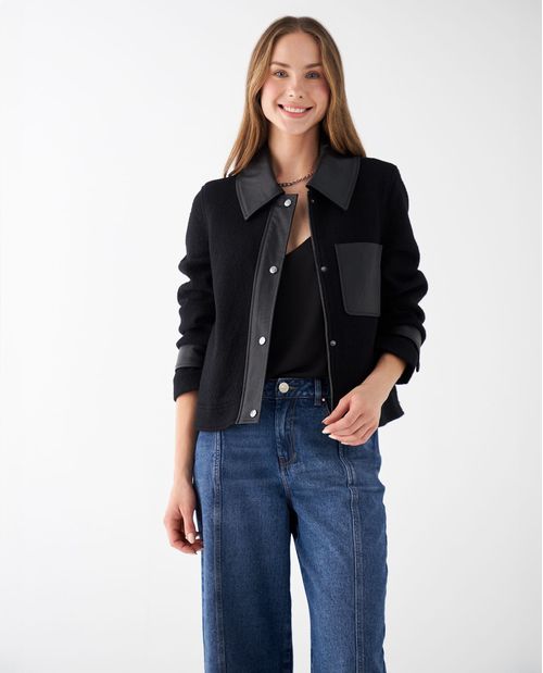 Chaqueta con detalles tipo cuero para mujer