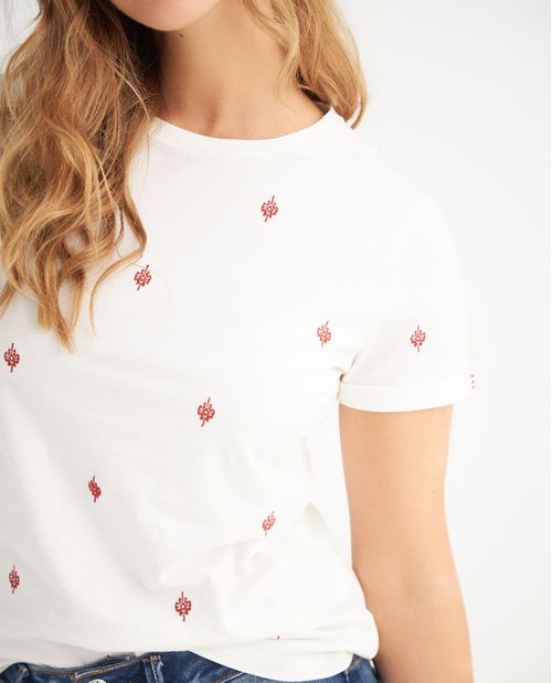 Camiseta con diseños bordados en frente para mujer