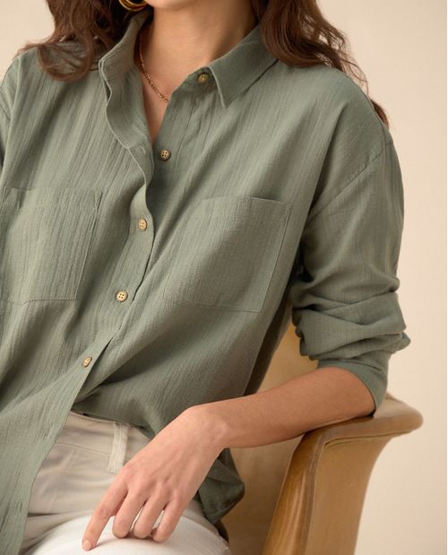 Camisa de tela con textura para mujer