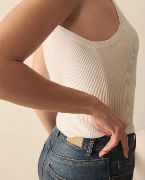 Camiseta tejida manga sisa para mujer