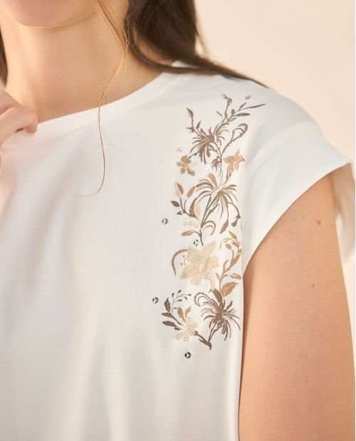 Camiseta con apliques en hombro derecho para mujer