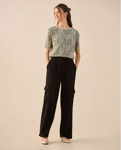 Pantalón de tela fluida para mujer