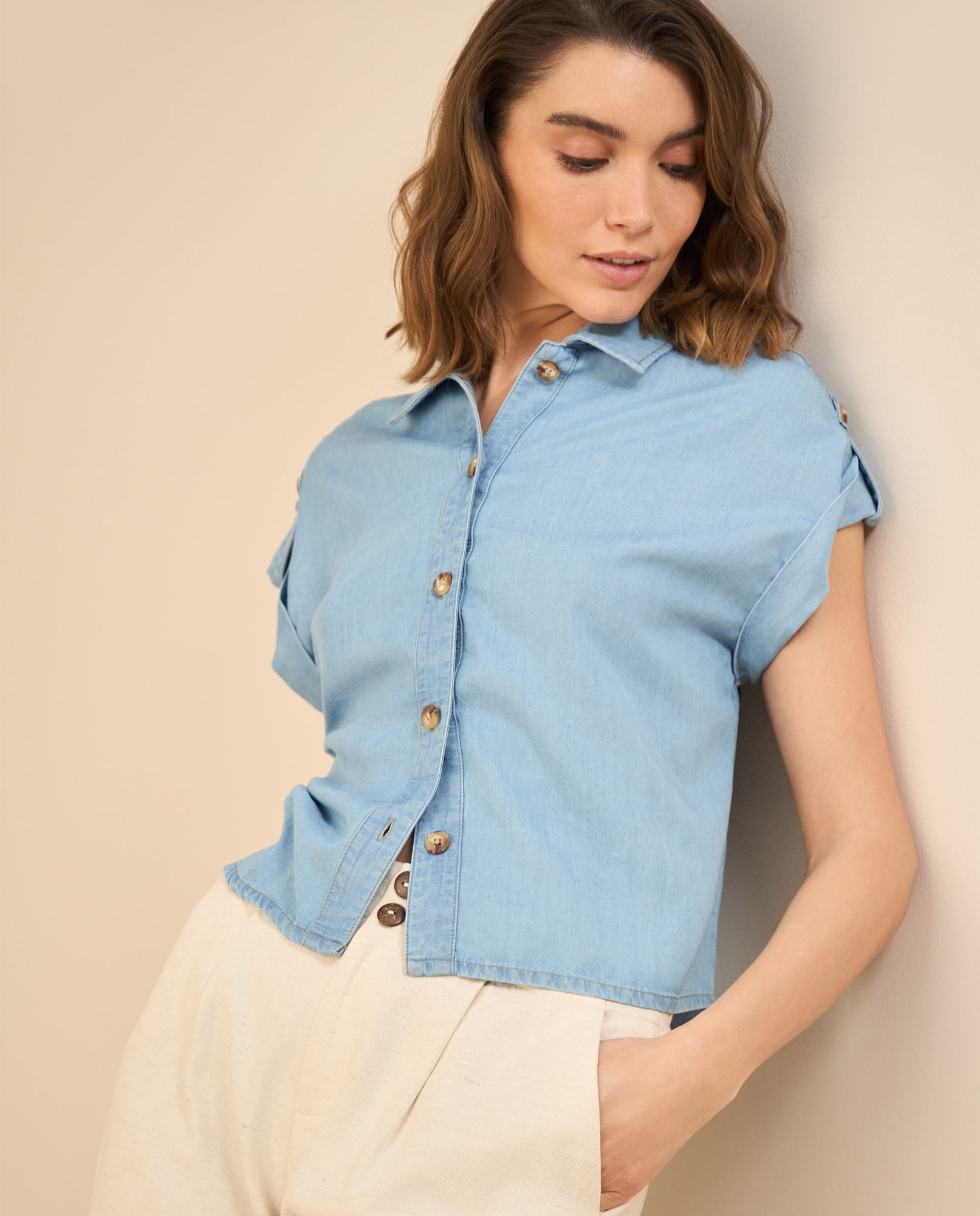 Camisa manga corta rodada para mujer, image size:1613x2000