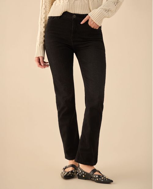 Jean Straight en black denim para mujer