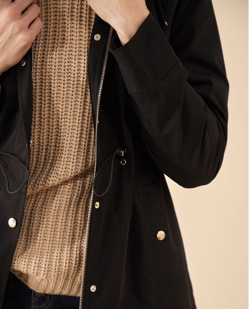 Chaqueta con capucha para mujer