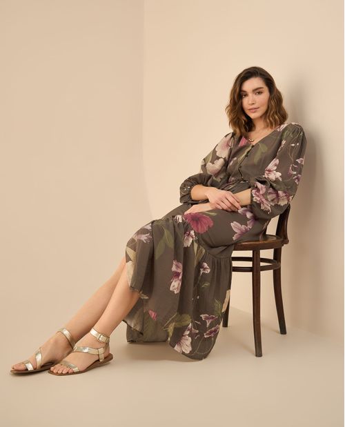 Vestido largo con escote en V para mujer