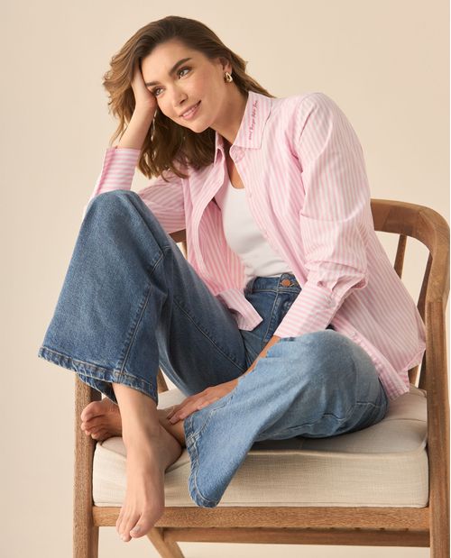 Camisa a rayas con bordado en el cuello para mujer