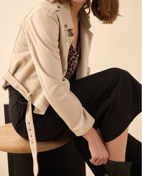 Chaqueta tipo biker en gamuza para mujer