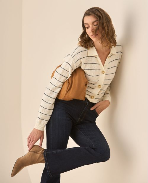 Suéter tejido cuello clásico para mujer