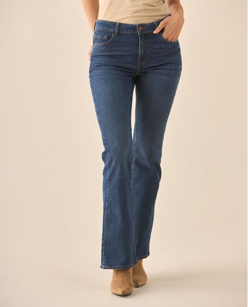 Jean Boot cut tono medio oscuro para mujer