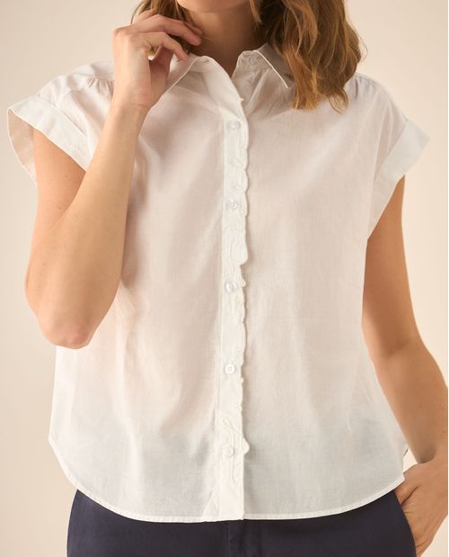 Camisa perilla de botones con bordado y recogido para mujer