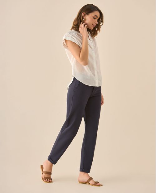 Pantalón clásico y bota con guardapolvo para mujer