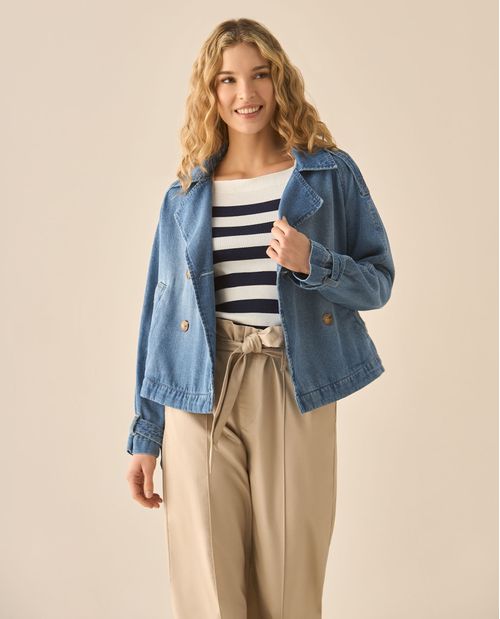 Chaqueta en denim tono medio para mujer