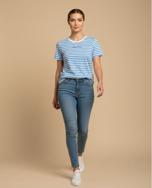 Camiseta con Rayas y Texto Bordado
