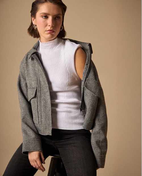 Camisa Tejida Cuello Alto Sin Mangas