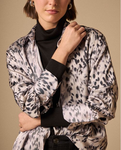 Camisa Texturizada Crudo Grisáceo