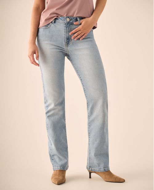 Jean Straight Azul Claro con Lavado Vintage