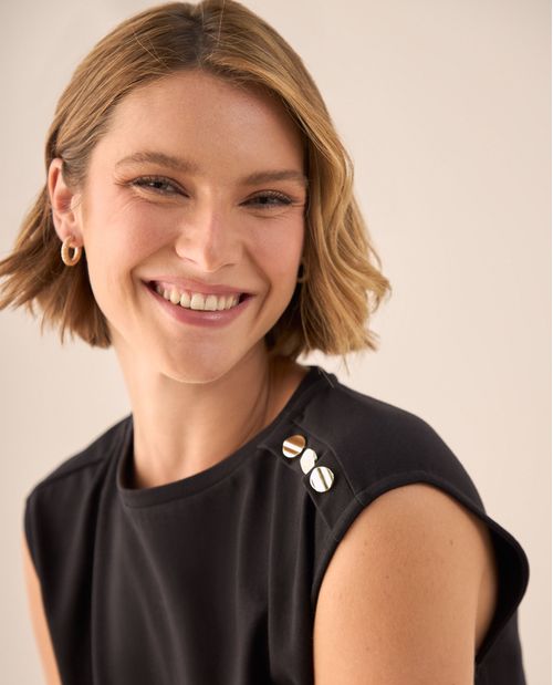 Camiseta Rayas con Botones Dorados