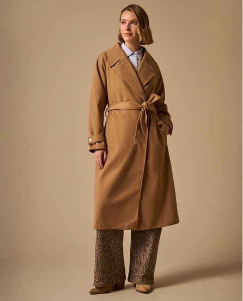 Gabardina Beige Cruzada con Cinturón