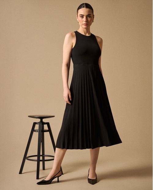 Vestido Midi con Falda Plisada