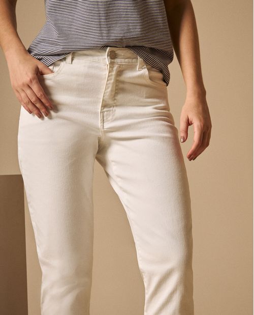 Jean Mom Blanco Tiro Alto