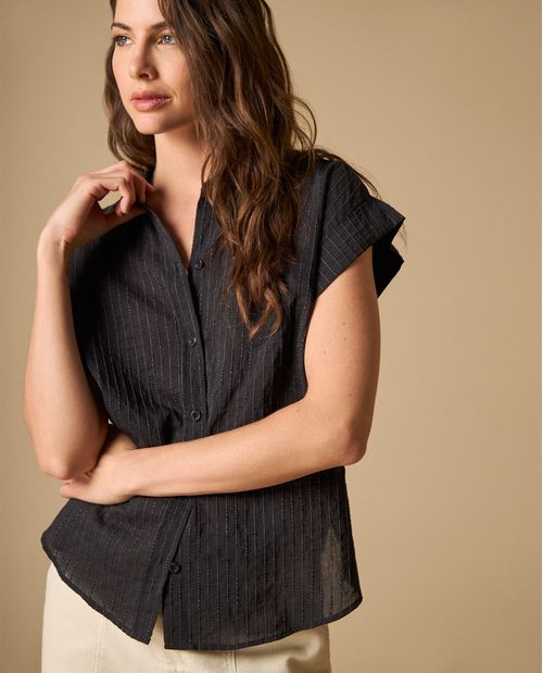 Camisa manga corta con rayas finas verticales para mujer