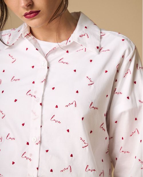 Camisa manga larga con estampado de amor para mujer