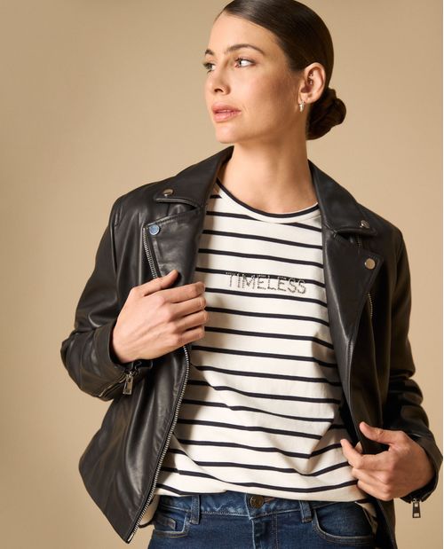 Camiseta manga corta con rayas y mensaje bordado para mujer