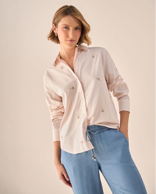 Camisa con Bordados Dorados