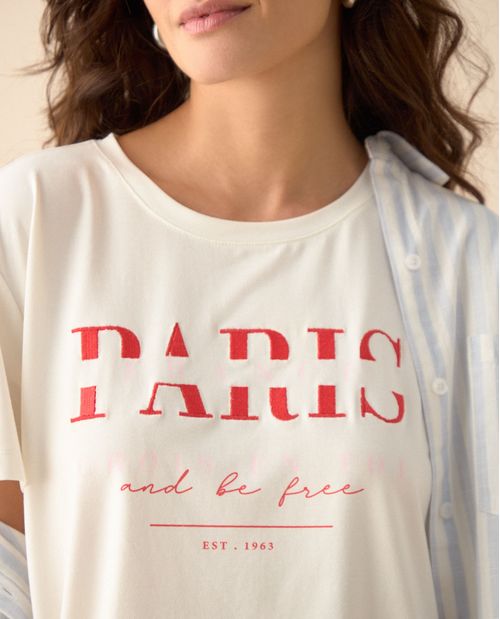 Camiseta con detalles bordados para mujer